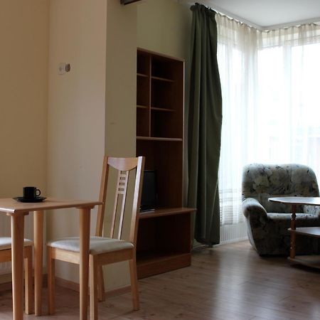 Jauku Erdvu Silta Appartement Kaunas Kamer foto