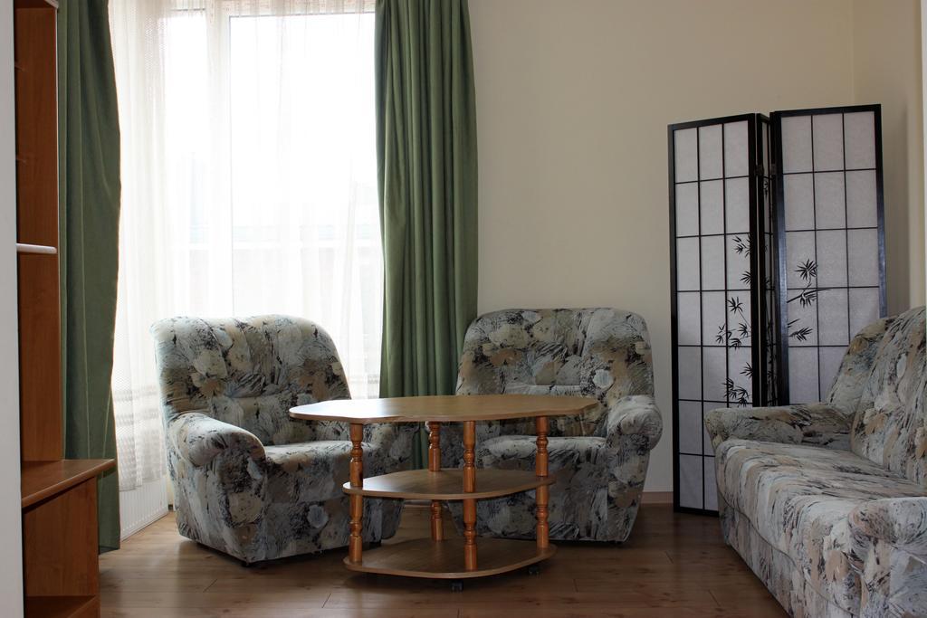 Jauku Erdvu Silta Appartement Kaunas Kamer foto