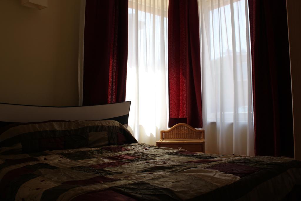 Jauku Erdvu Silta Appartement Kaunas Kamer foto